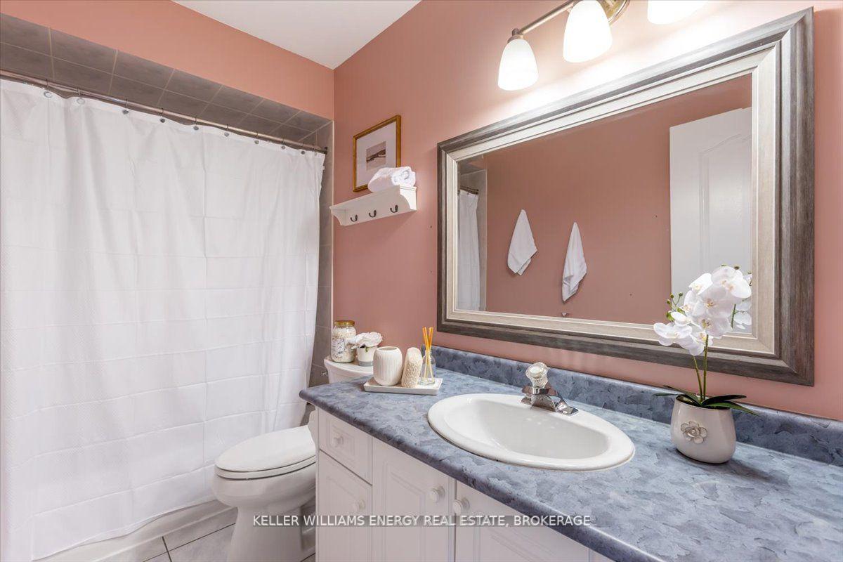 Photo 22 of 10 Lurosa Crescent, Whitby, Taunton North — HOMEH
