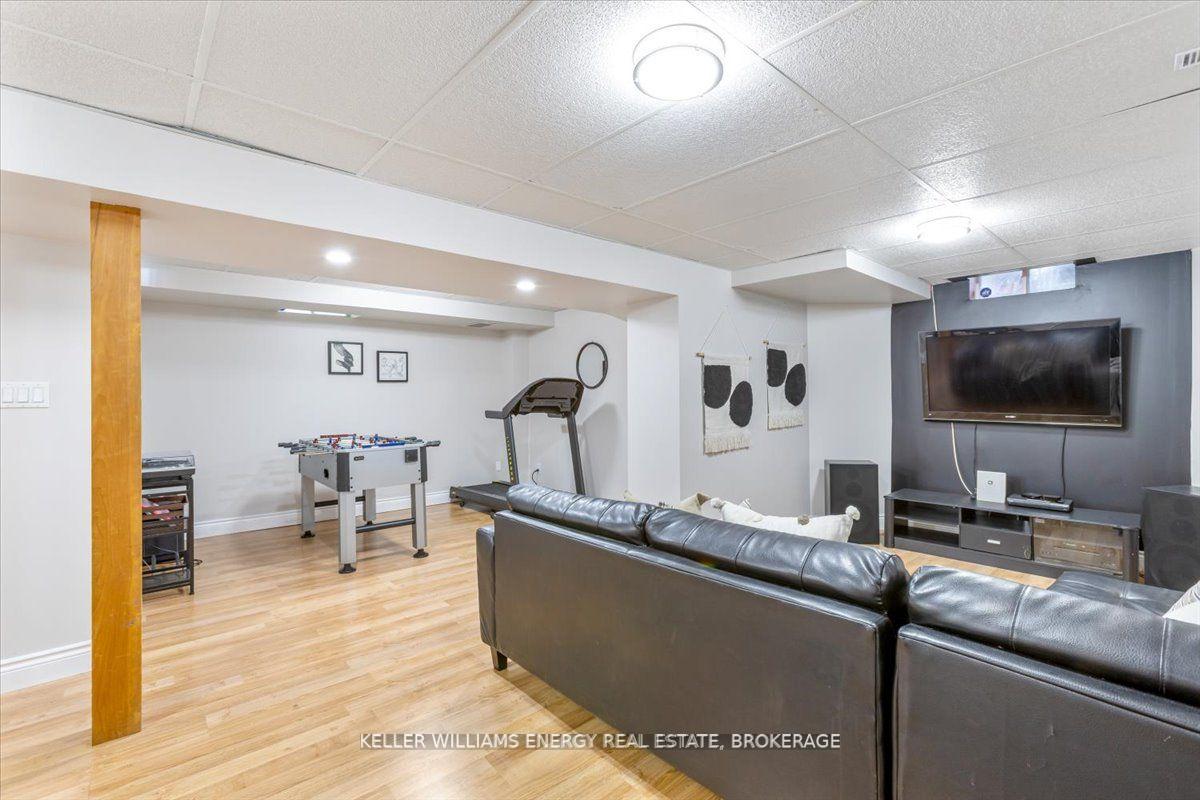 Photo 24 of 10 Lurosa Crescent, Whitby, Taunton North — HOMEH