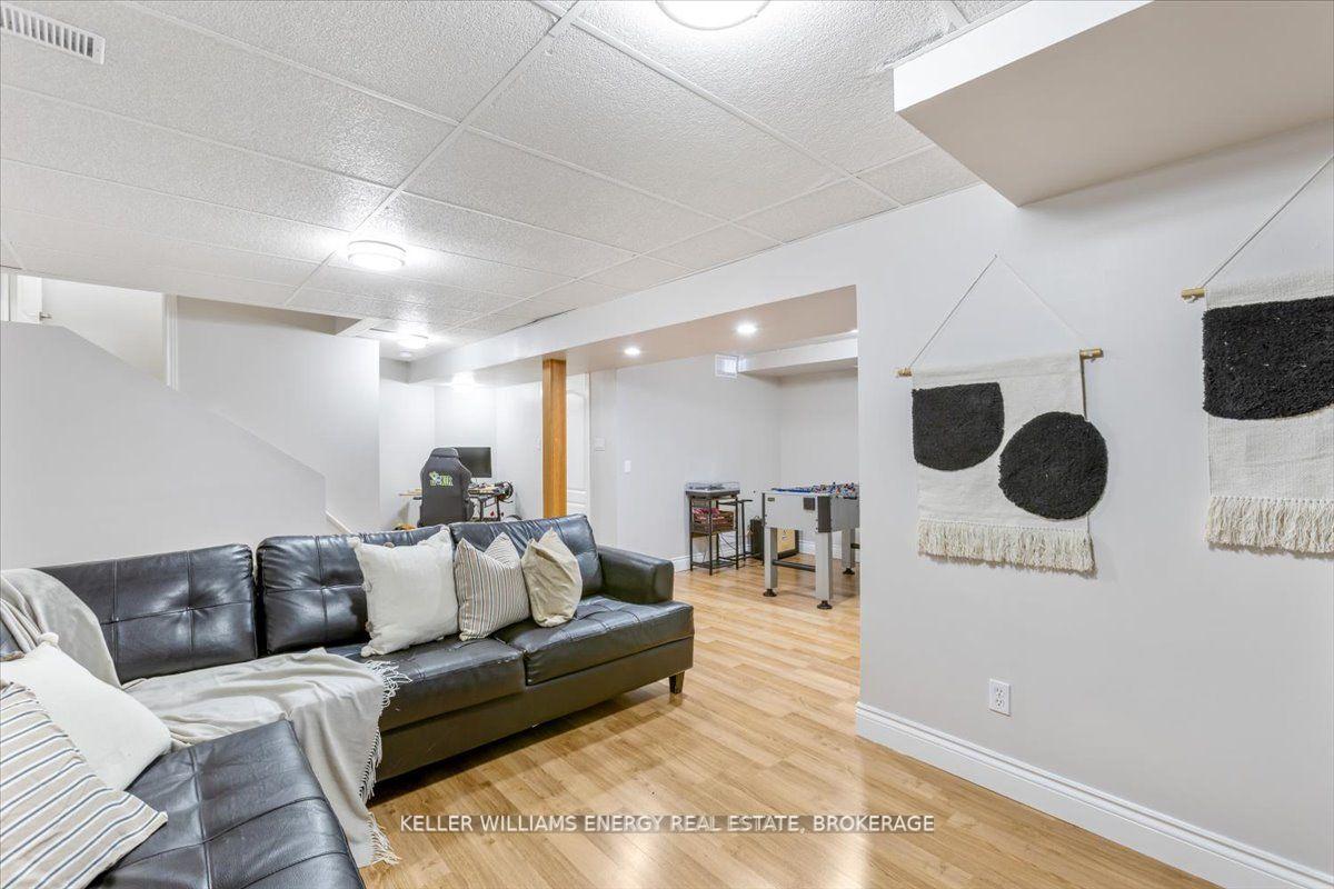 Photo 25 of 10 Lurosa Crescent, Whitby, Taunton North — HOMEH