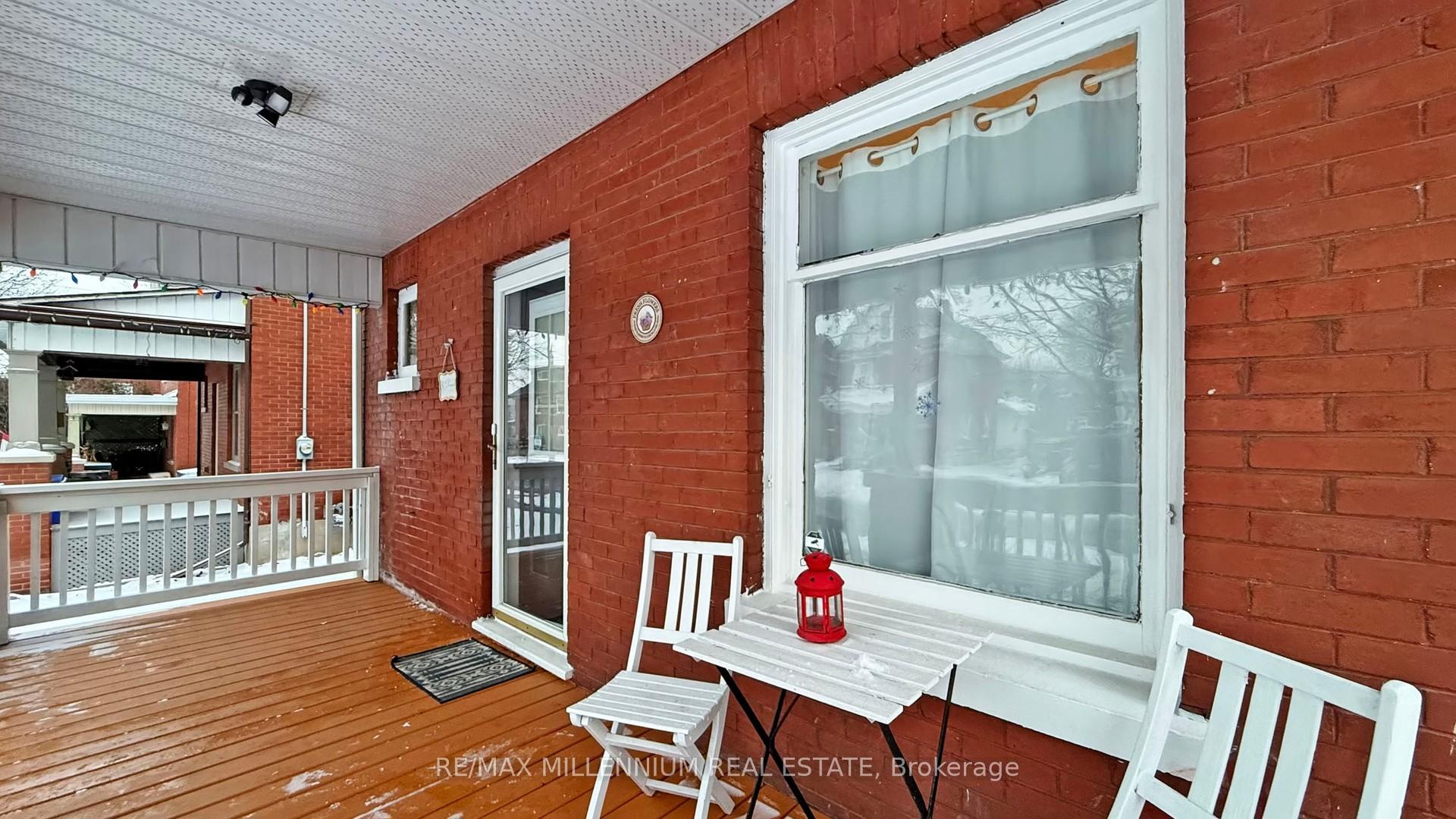 Photo 3 of 153 Elgin Street E, Oshawa, O'Neill — HOMEH