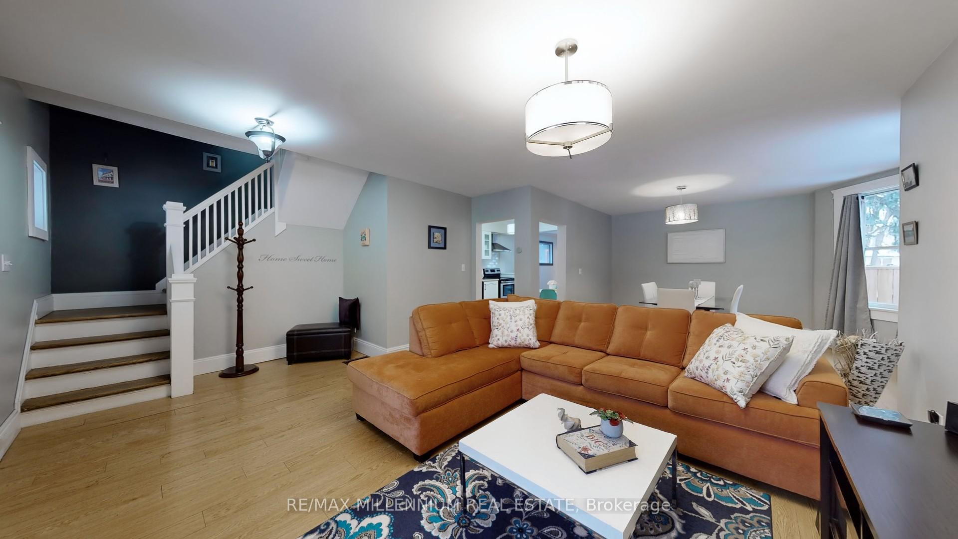 Photo 5 of 153 Elgin Street E, Oshawa, O'Neill — HOMEH
