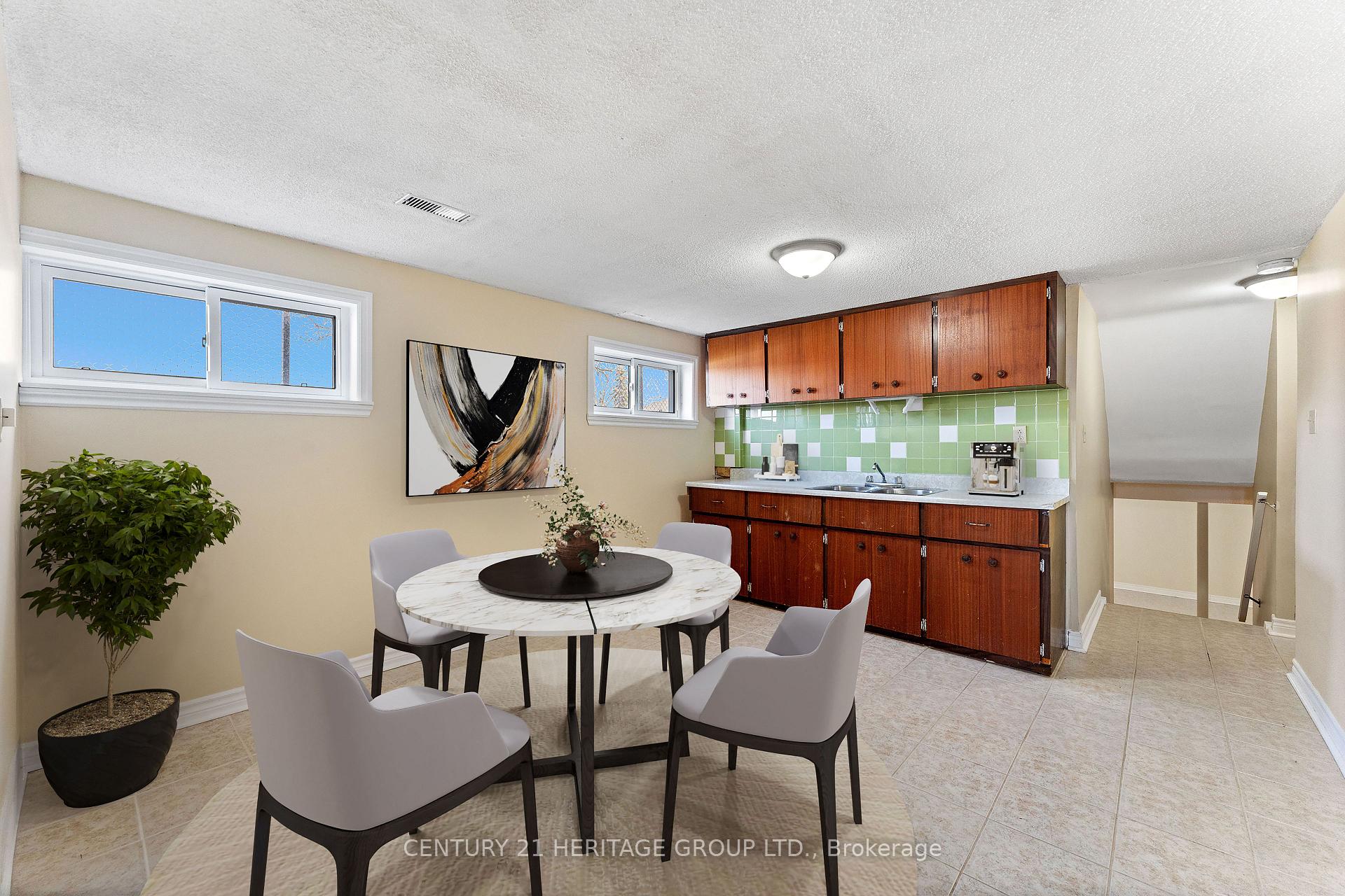 Photo 20 of 105 Andrew Park, Vaughan, West Woodbridge — HOMEH