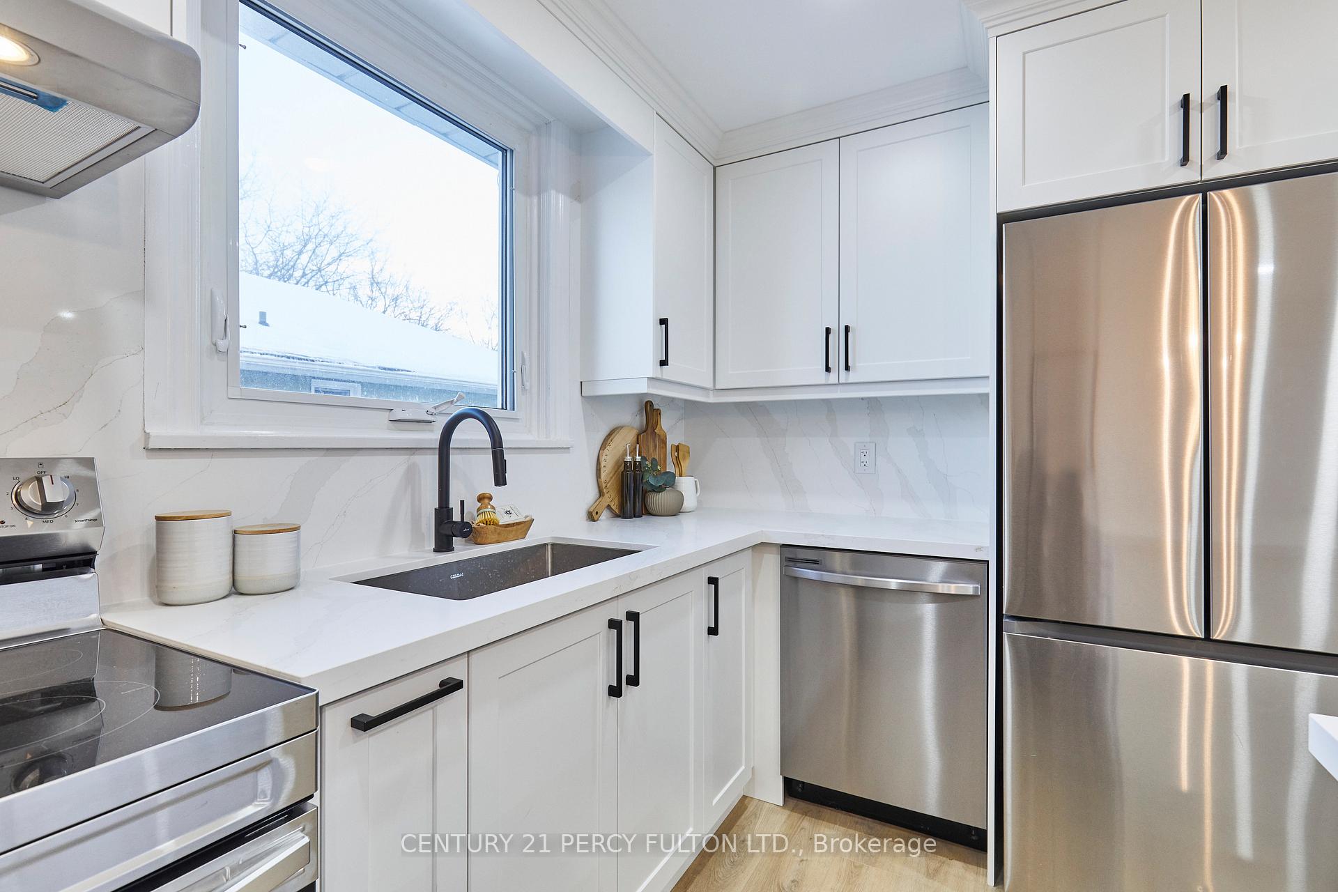 Photo 8 of 272 Huron Street, Oshawa, Central — HOMEH