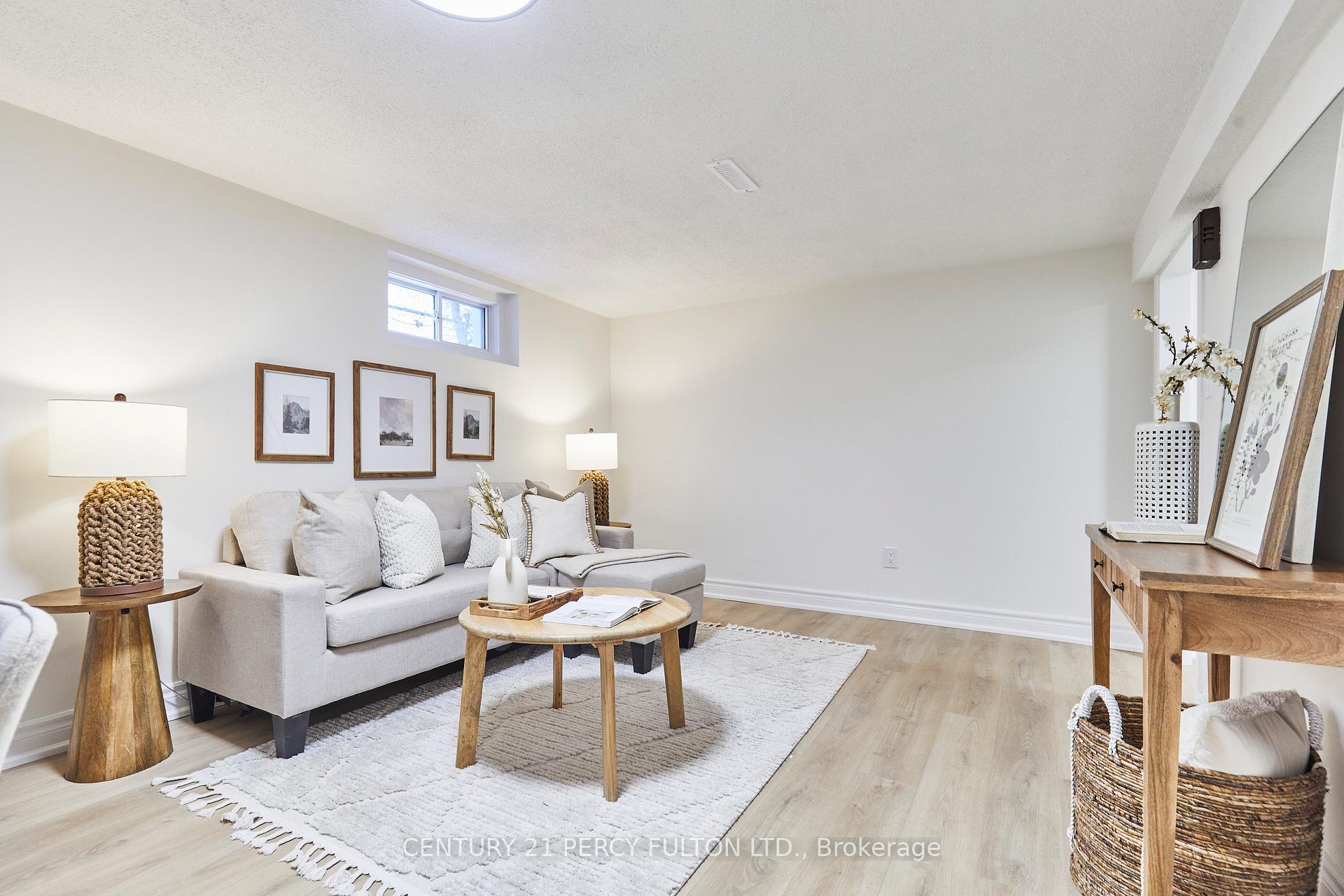 Photo 13 of 272 Huron Street, Oshawa, Central — HOMEH