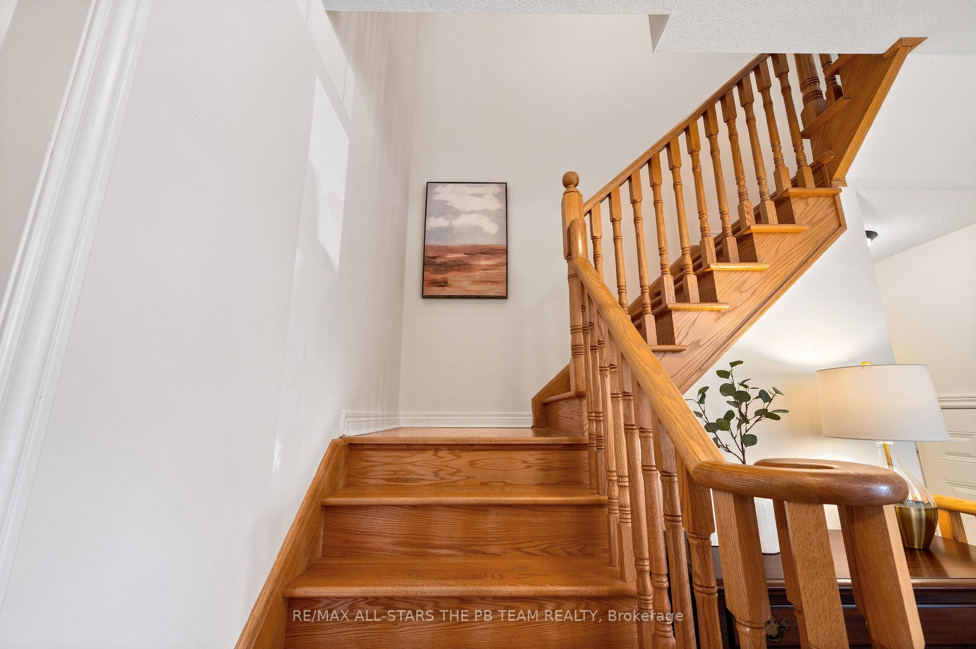 Photo 19 of 42 Spring Arbour Road, Vaughan, Patterson — HOMEH
