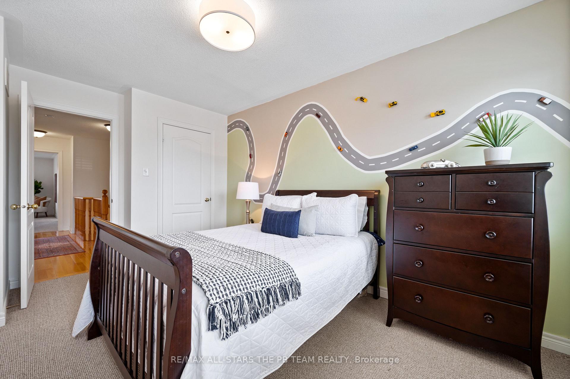 Photo 28 of 42 Spring Arbour Road, Vaughan, Patterson — HOMEH
