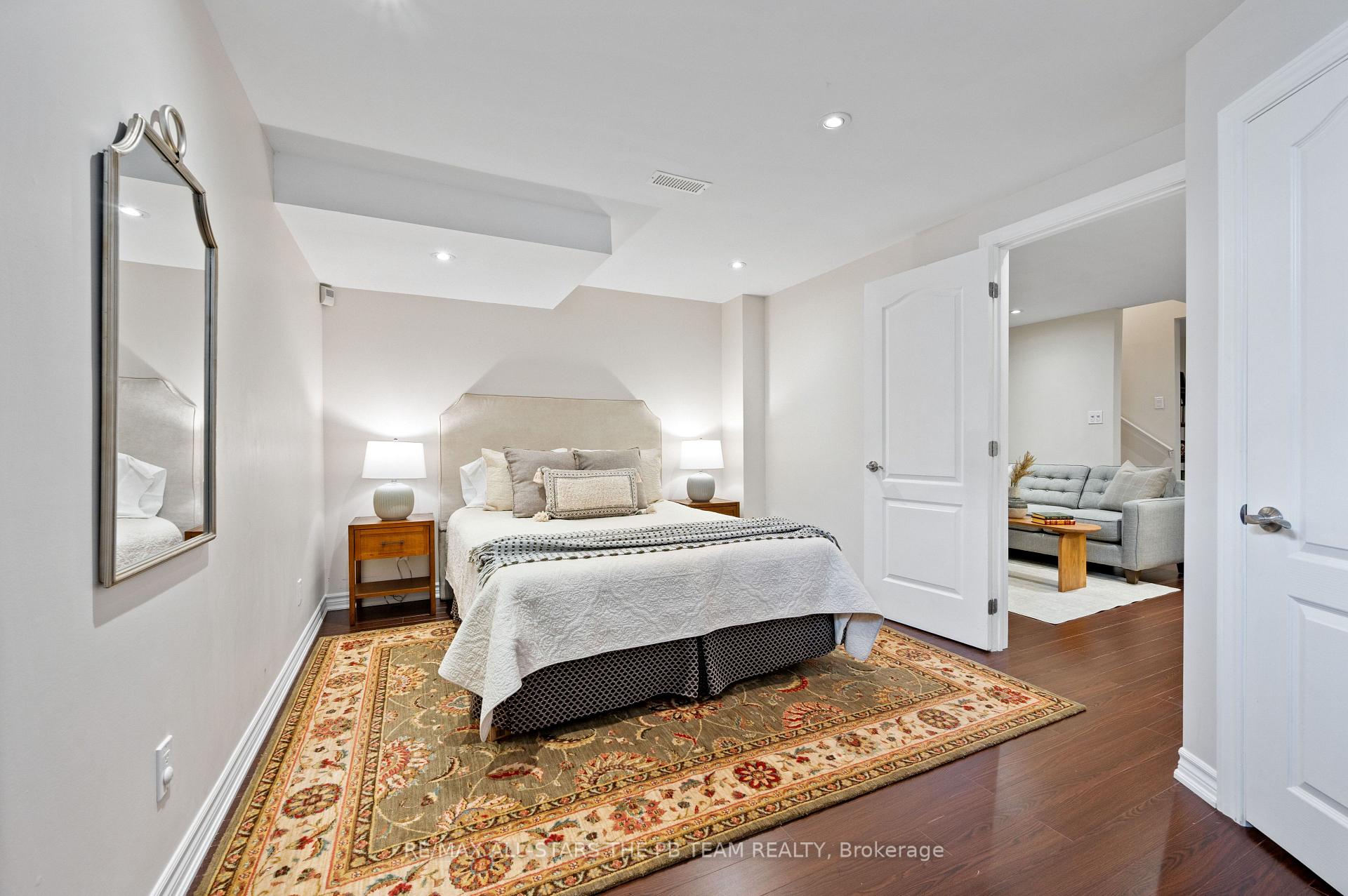 Photo 36 of 42 Spring Arbour Road, Vaughan, Patterson — HOMEH