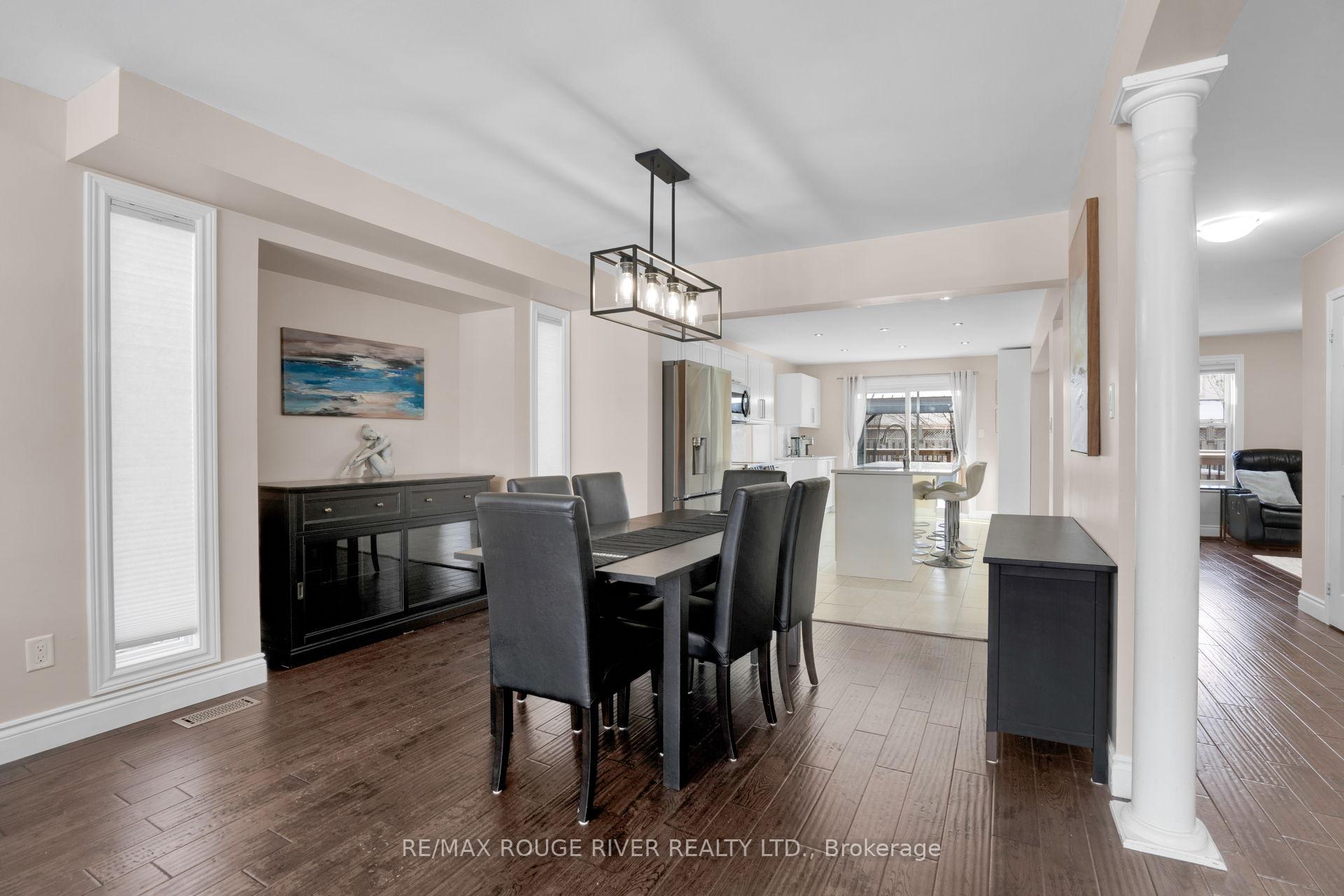 Photo 6 of 577 Woodmount Crescent, Oshawa, Samac — HOMEH