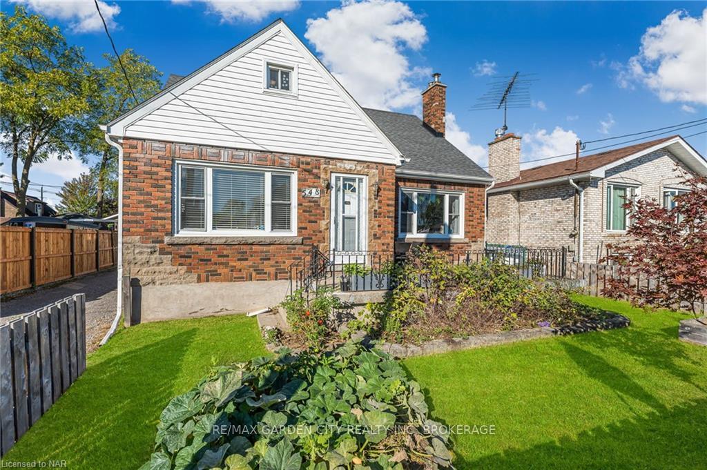Photo 2 of 548 Wright Street, Welland, Lincoln/Crowland — HOMEH