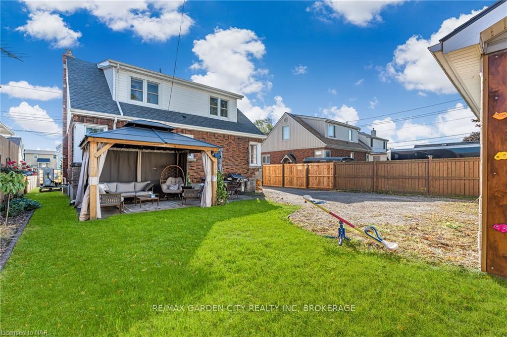 Photo 33 of 548 Wright Street, Welland, Lincoln/Crowland — HOMEH