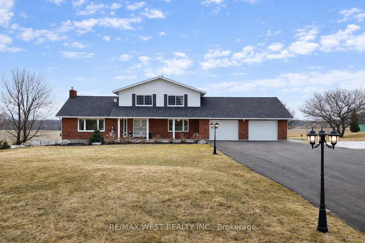 Photo 21 of 2219 County 42 Road, Clearview, Rural Clearview — HOMEH