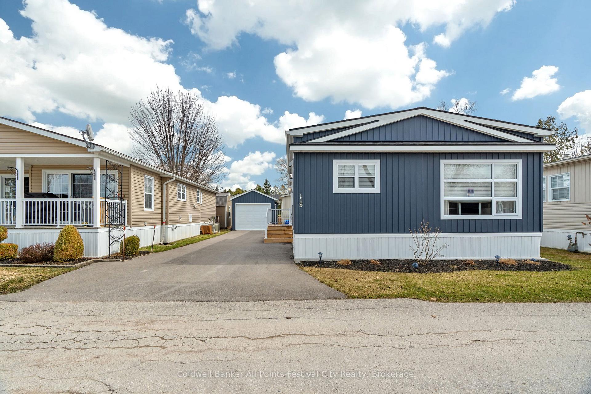 Photo 5 of 118 Sandbagger Crescent, Central Huron, Goderich Twp — HOMEH