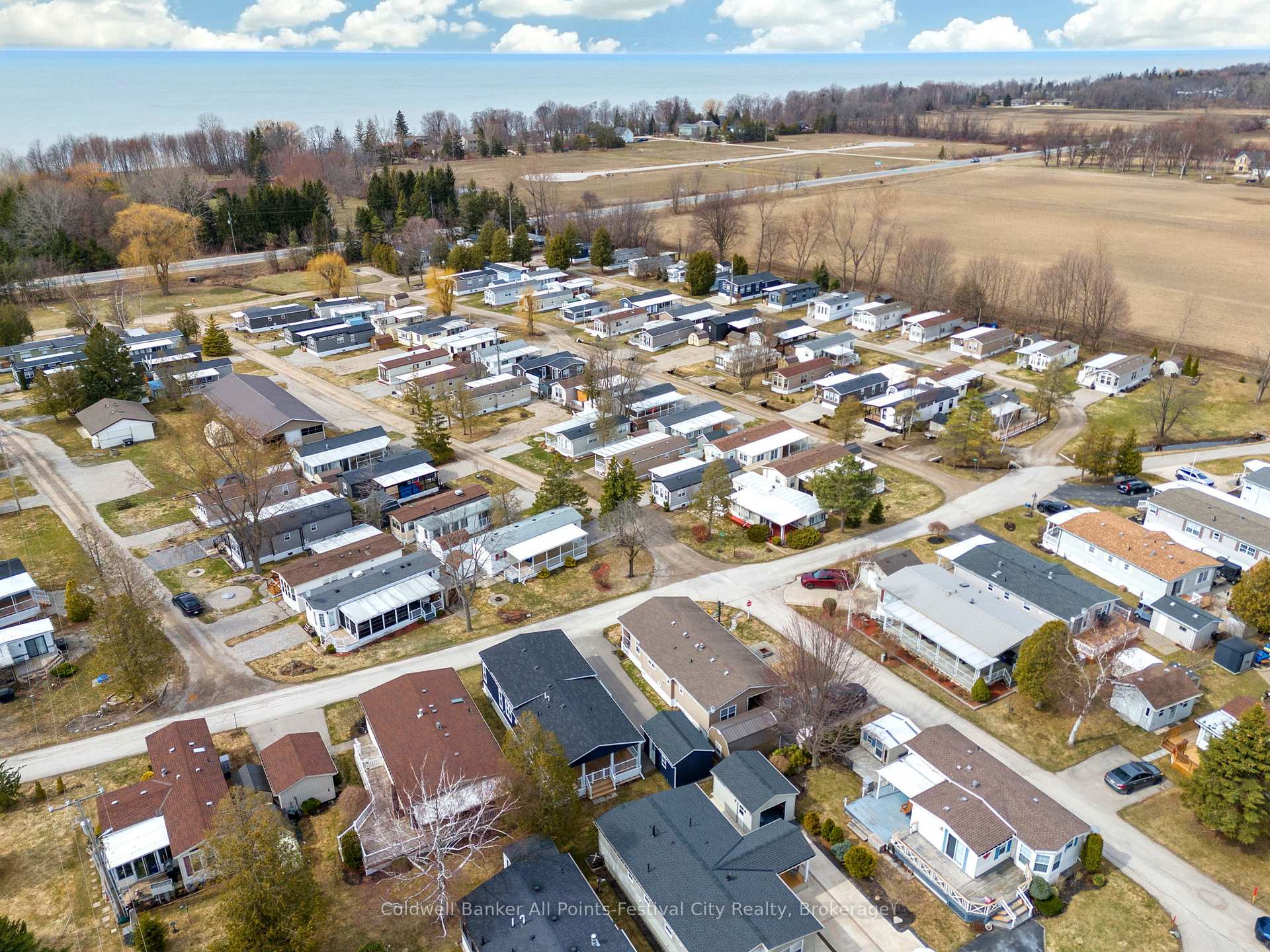 Photo 47 of 118 Sandbagger Crescent, Central Huron, Goderich Twp — HOMEH
