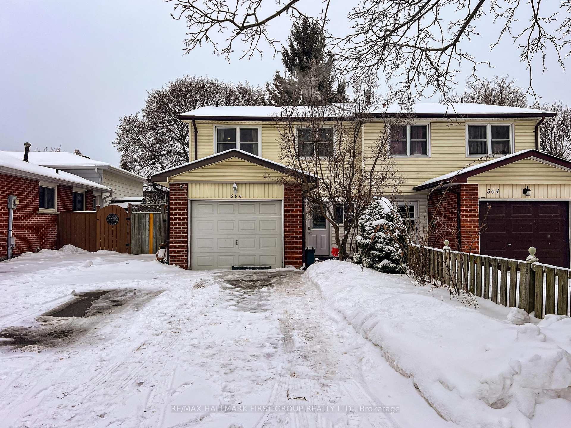 Front of 566 Berwick Crescent
