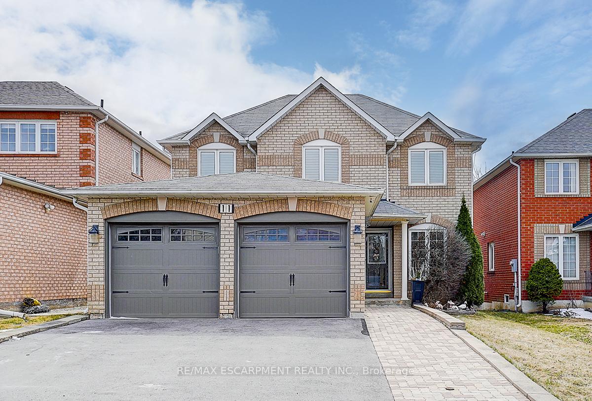 Photo 1 of 11 Rosanna Crescent, Vaughan, Maple — HOMEH