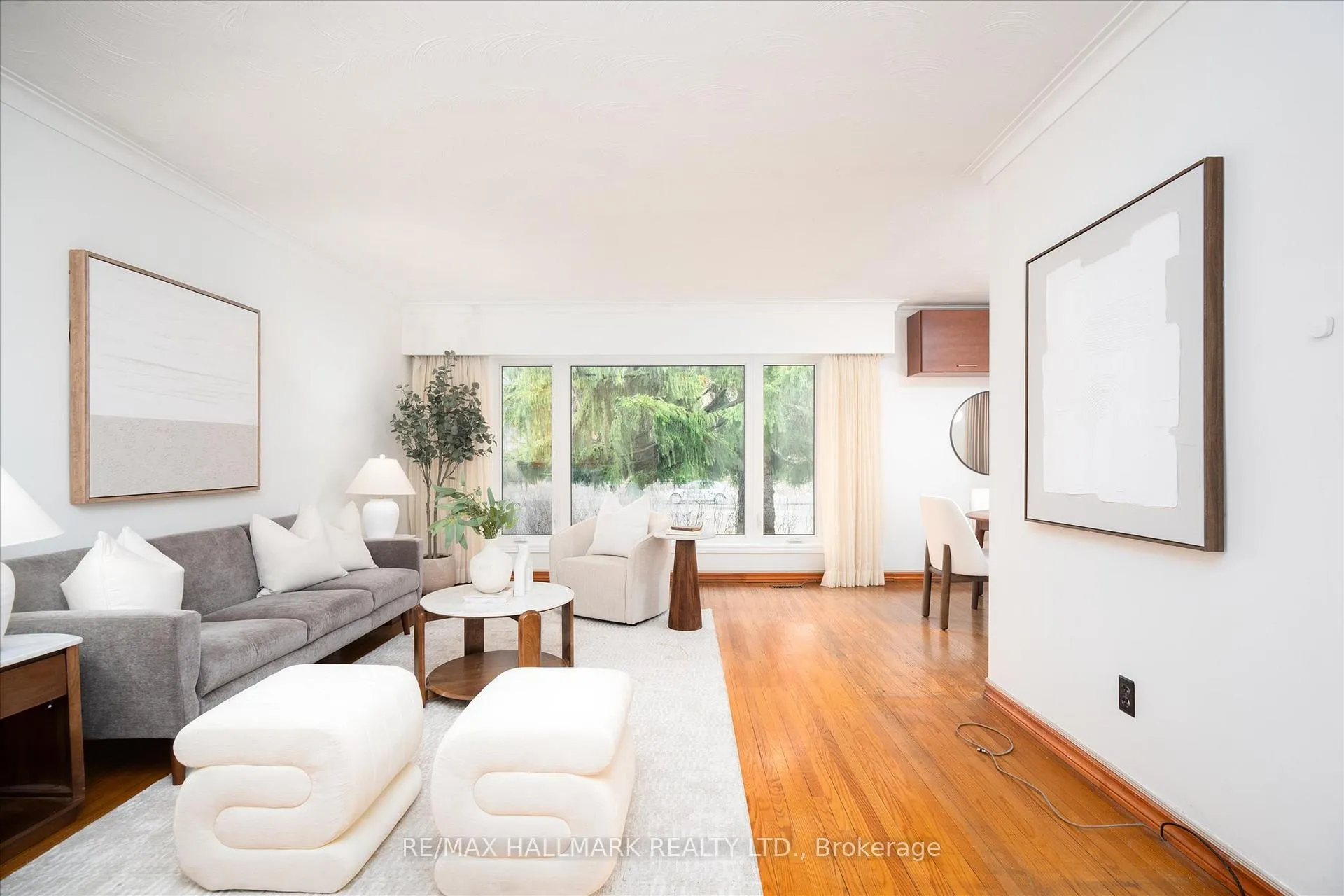 Photo 5 of 3782 St.Clair Avenue E, Scarborough, Cliffcrest — HOMEH