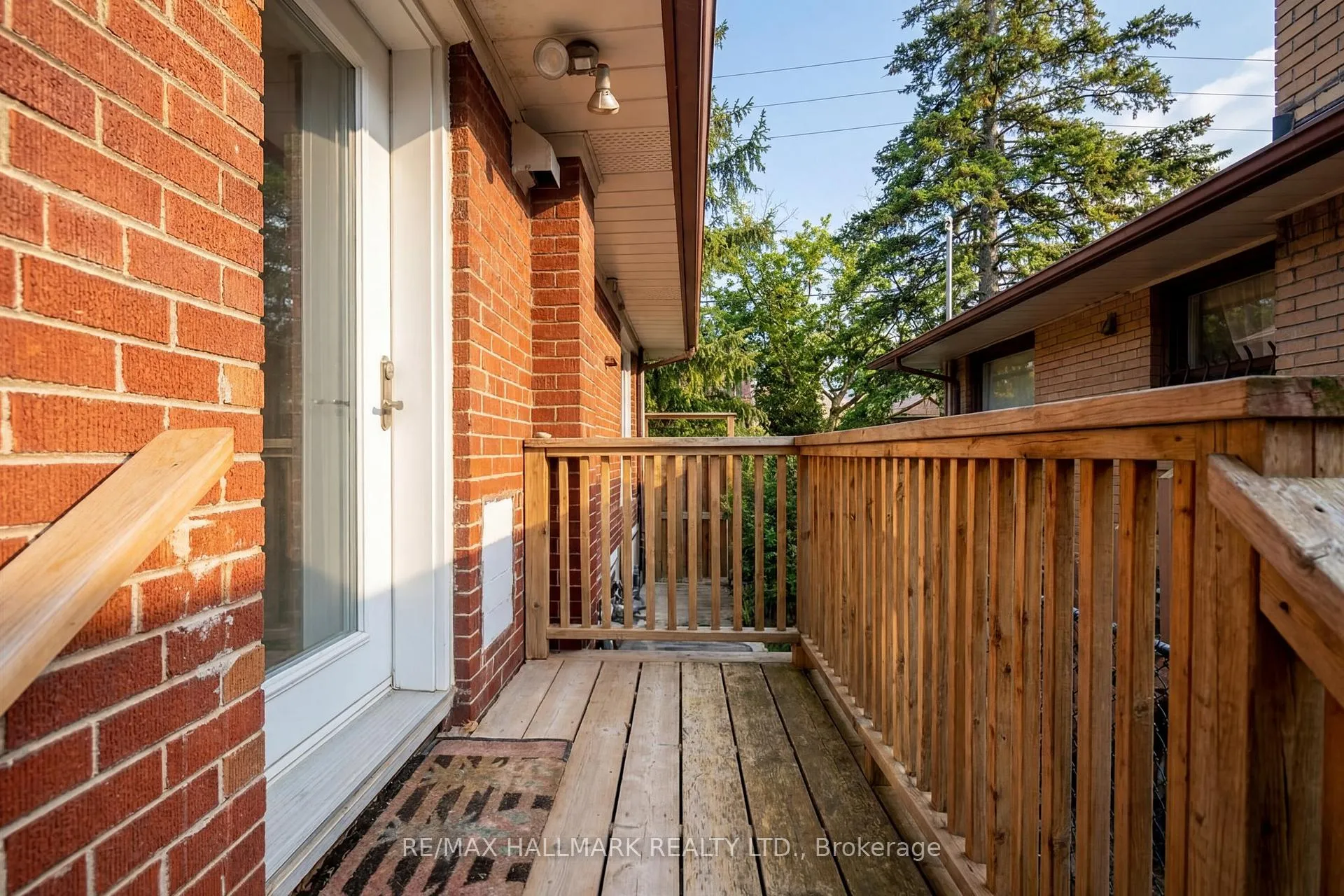 Photo 29 of 3782 St.Clair Avenue E, Scarborough, Cliffcrest — HOMEH