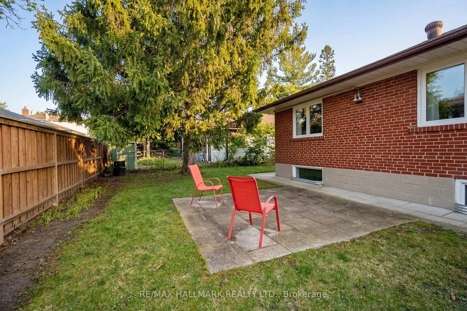 Photo 30 of 3782 St.Clair Avenue E, Scarborough, Cliffcrest — HOMEH