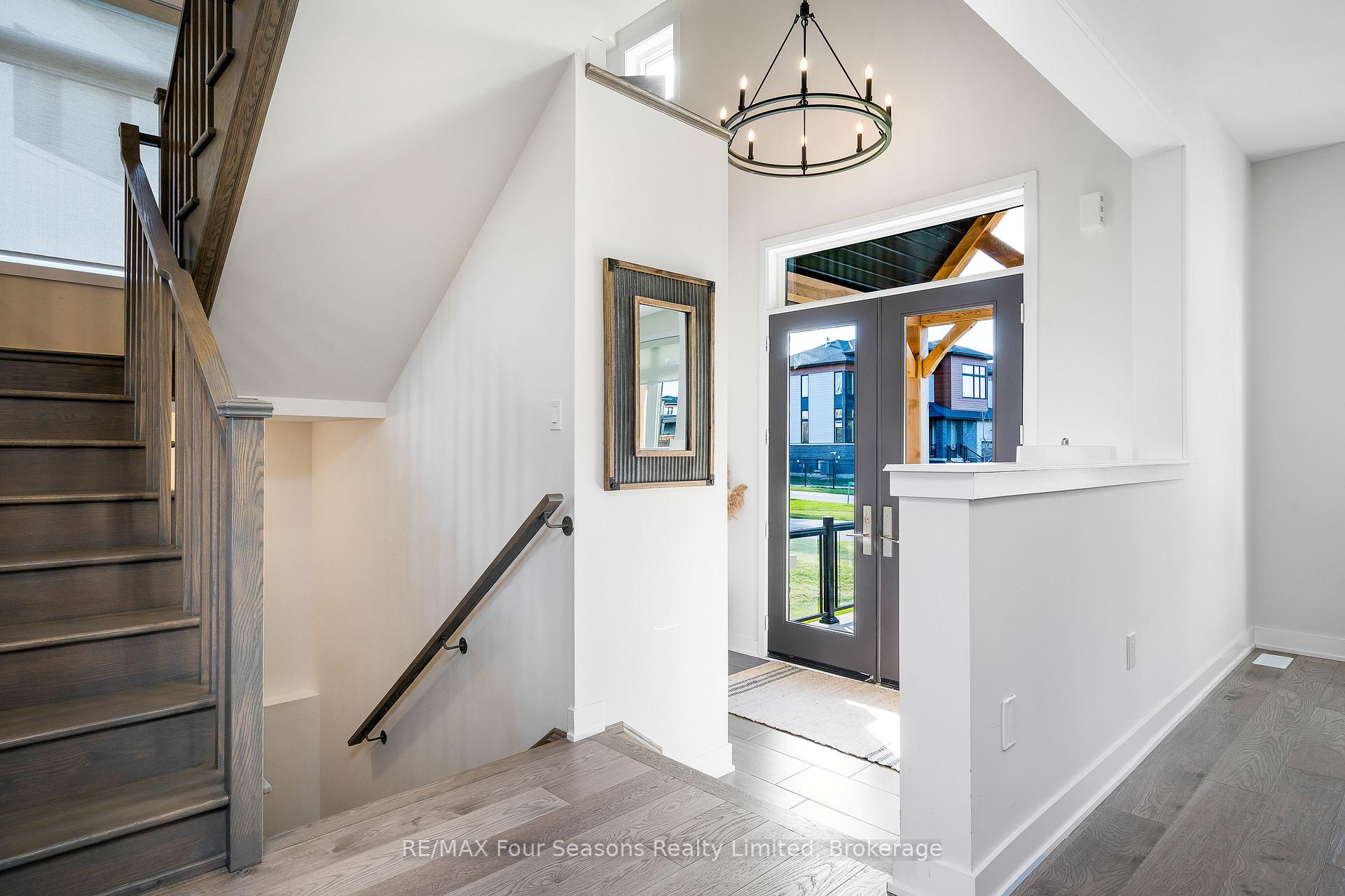 Photo 4 of 176 Springside Crescent, Blue Mountains — HOMEH