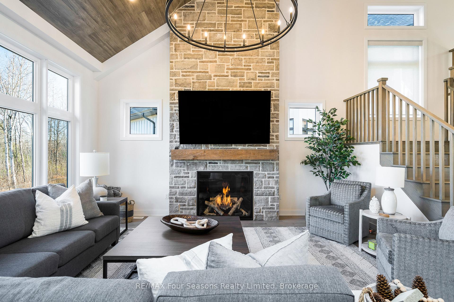 Photo 10 of 176 Springside Crescent, Blue Mountains — HOMEH