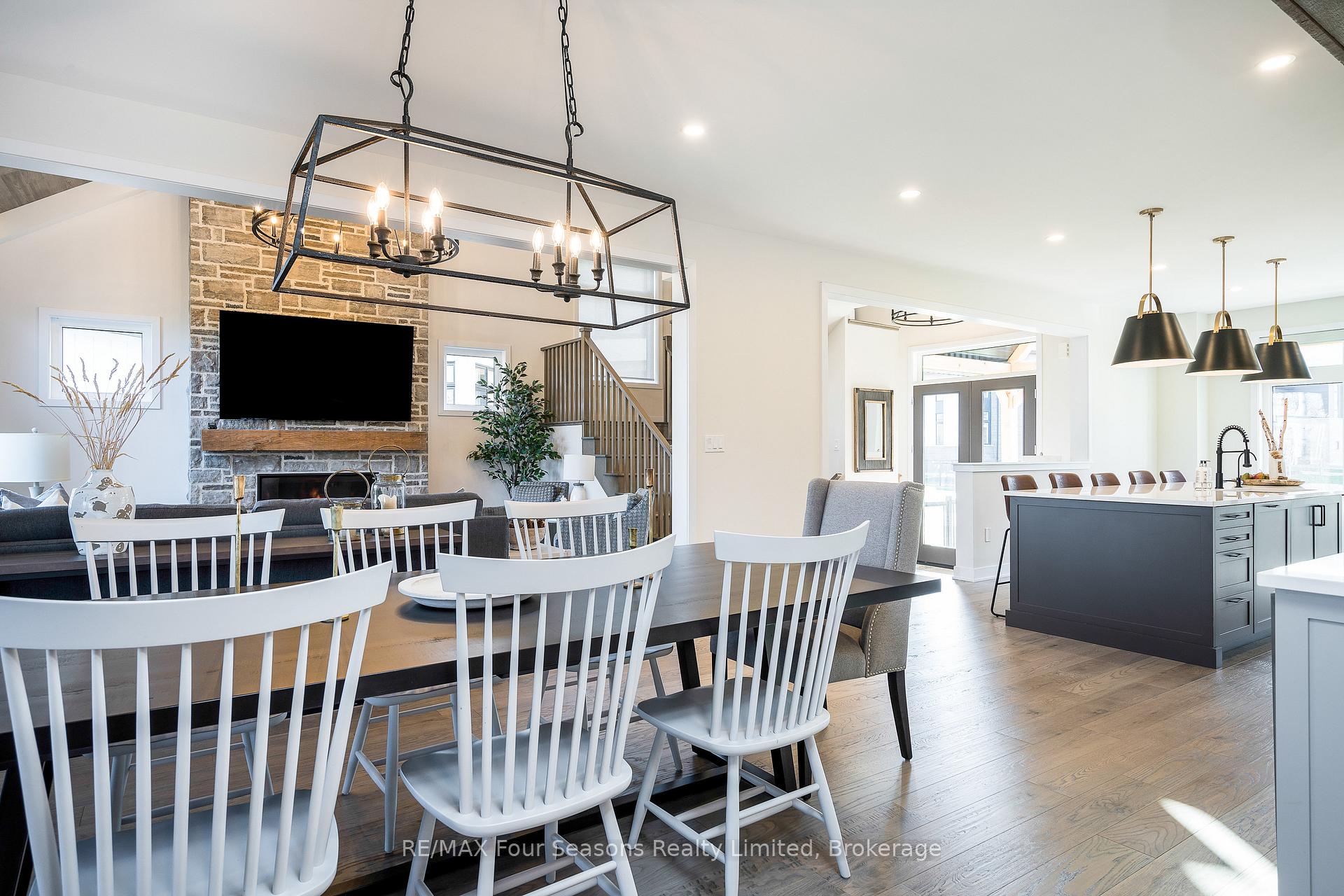 Photo 11 of 176 Springside Crescent, Blue Mountains — HOMEH