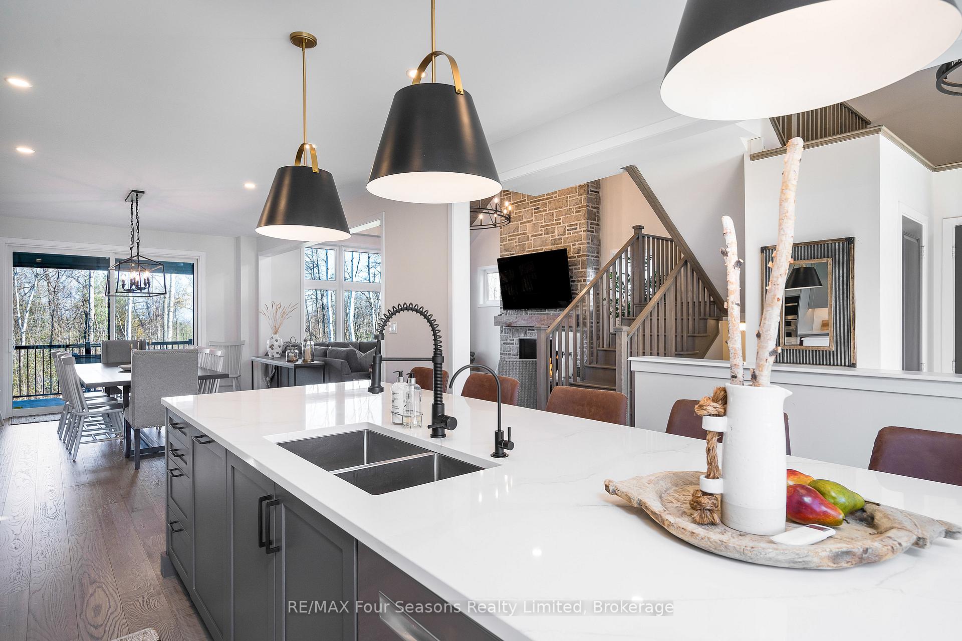 Photo 18 of 176 Springside Crescent, Blue Mountains — HOMEH