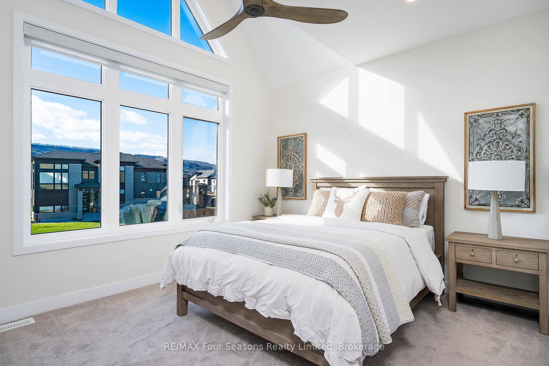 Photo 34 of 176 Springside Crescent, Blue Mountains — HOMEH