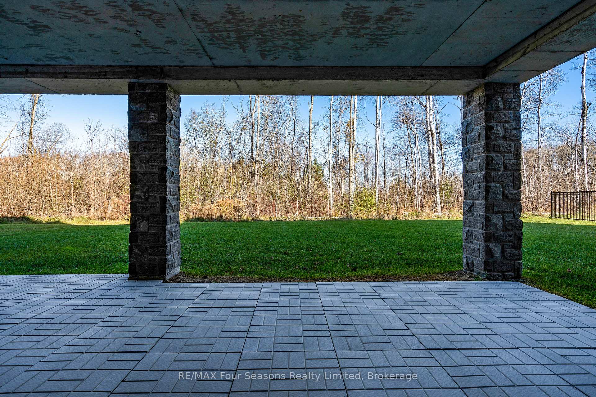 Photo 37 of 176 Springside Crescent, Blue Mountains — HOMEH