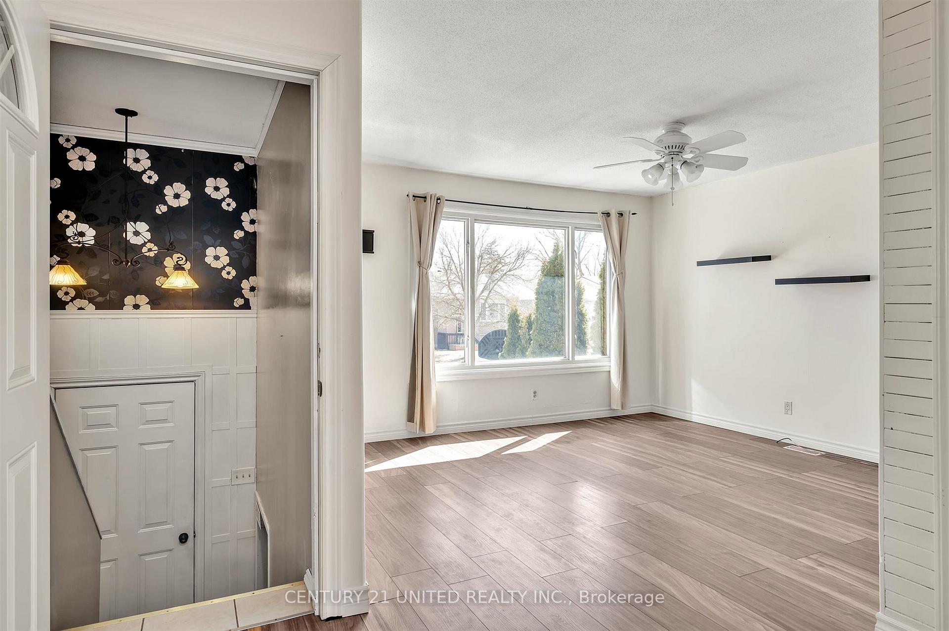 Photo 6 of 719 Mountain Ash Road, Peterborough, Otonabee Ward 1 — HOMEH