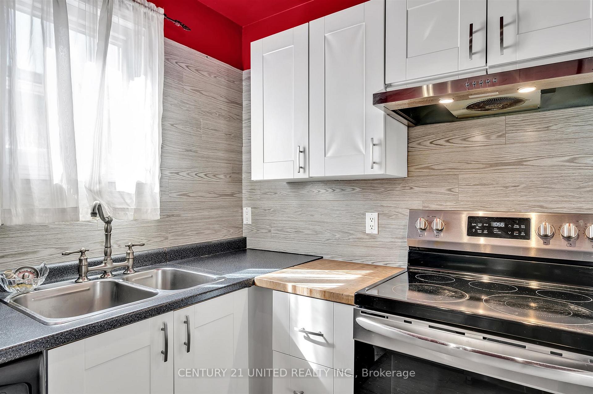 Photo 16 of 719 Mountain Ash Road, Peterborough, Otonabee Ward 1 — HOMEH