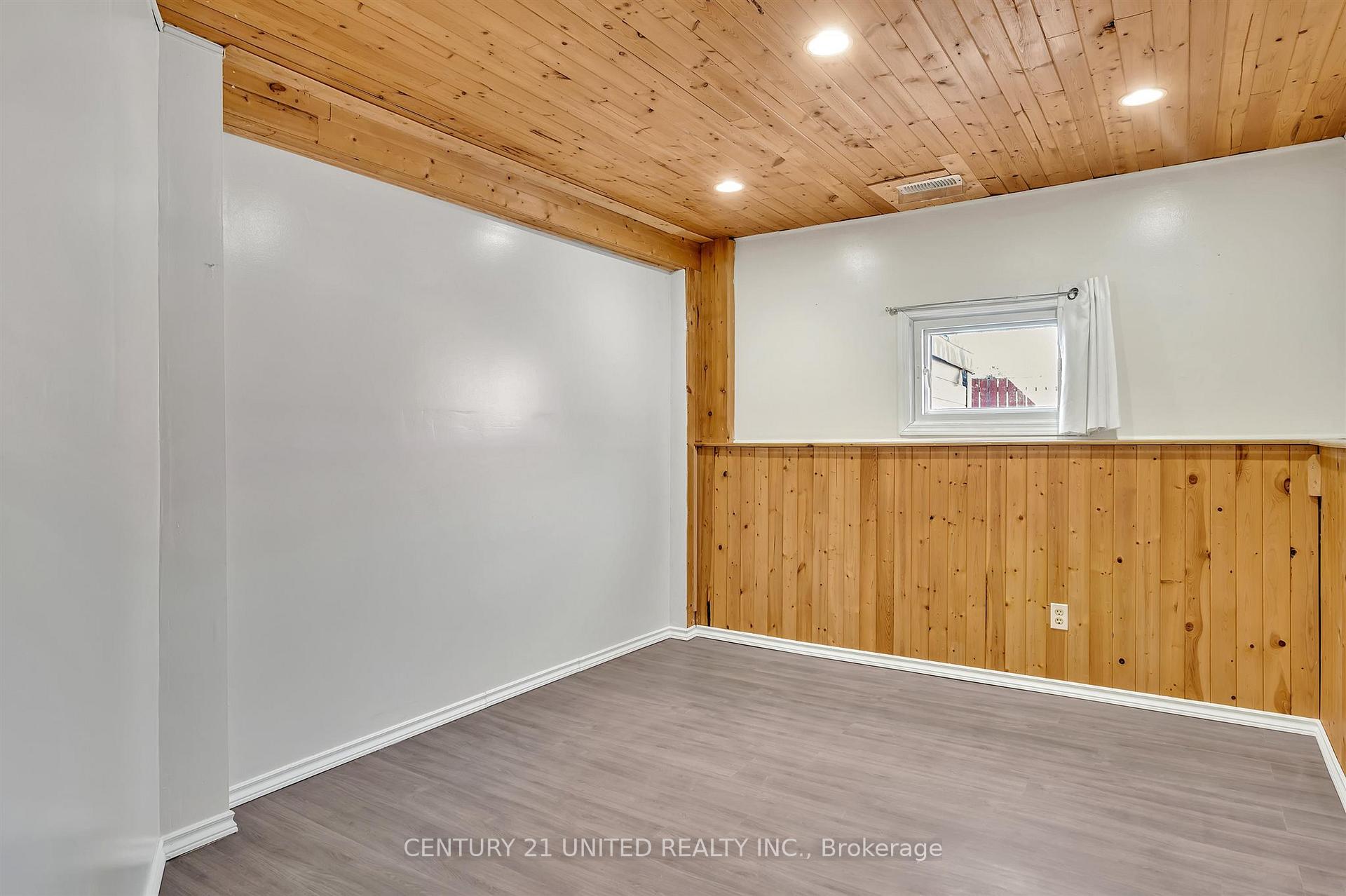 Photo 33 of 719 Mountain Ash Road, Peterborough, Otonabee Ward 1 — HOMEH