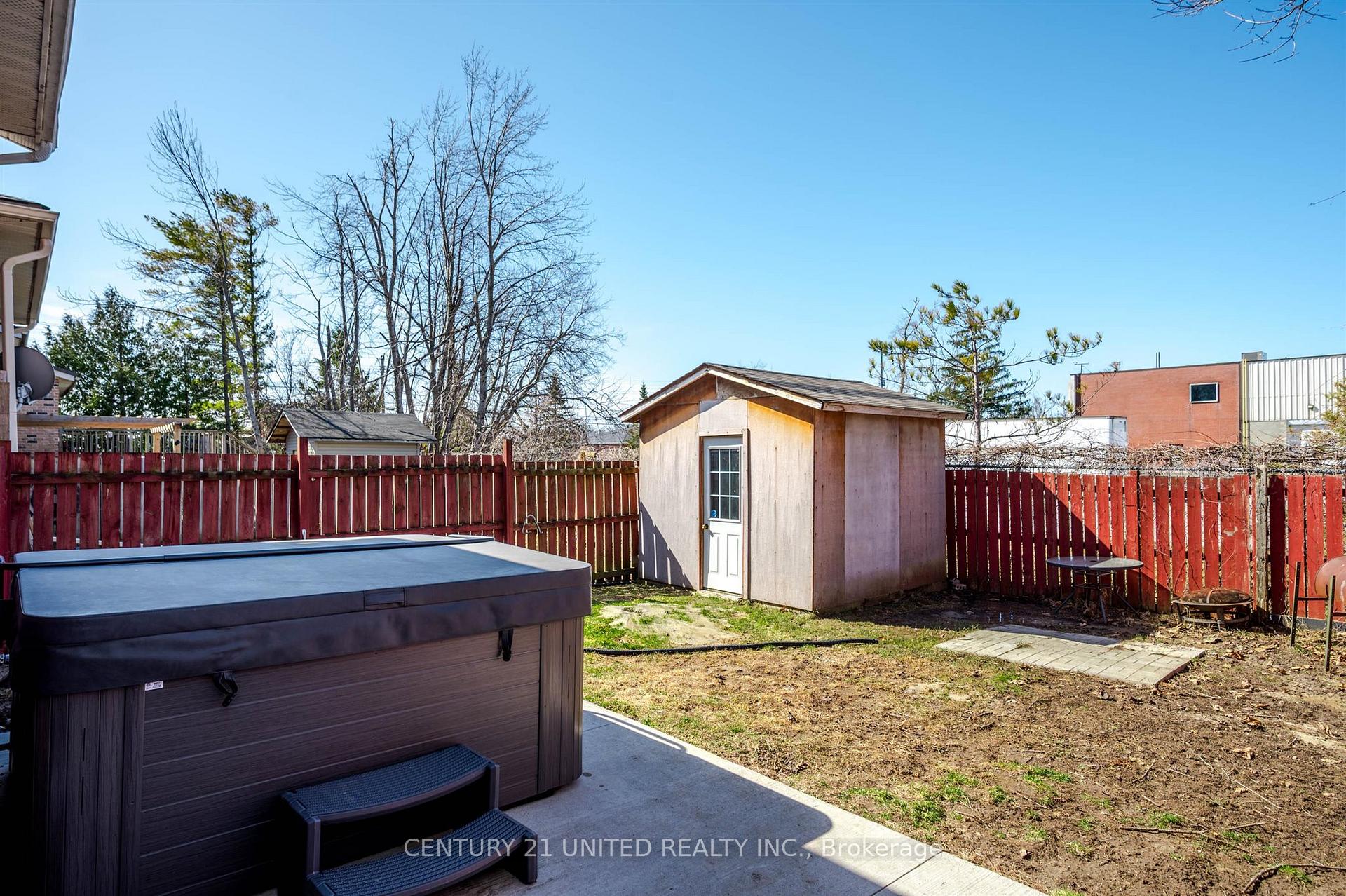 Photo 39 of 719 Mountain Ash Road, Peterborough, Otonabee Ward 1 — HOMEH
