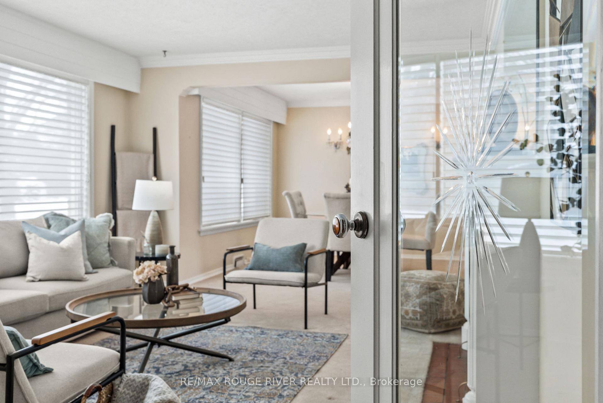 Photo 4 of 811 Bessborough Drive, Oshawa, Centennial — HOMEH