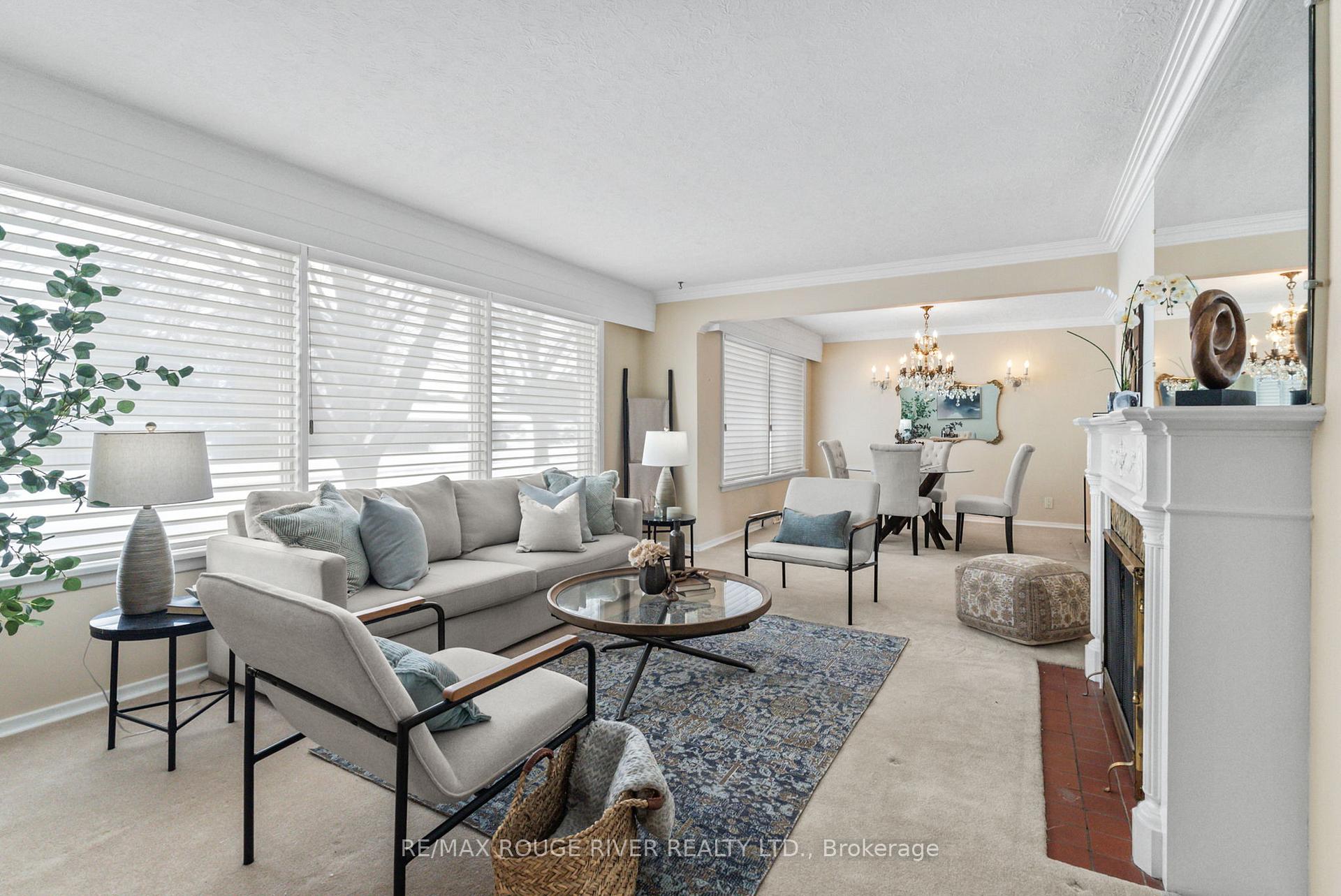 Photo 5 of 811 Bessborough Drive, Oshawa, Centennial — HOMEH