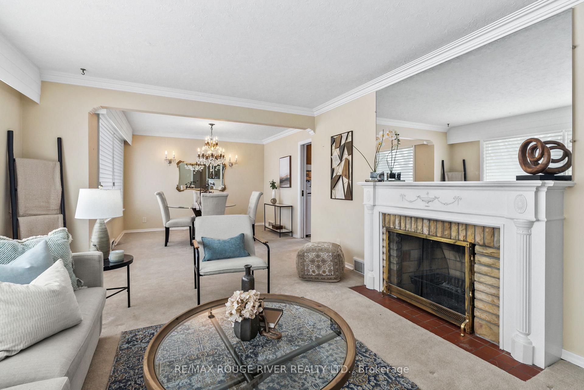 Photo 8 of 811 Bessborough Drive, Oshawa, Centennial — HOMEH