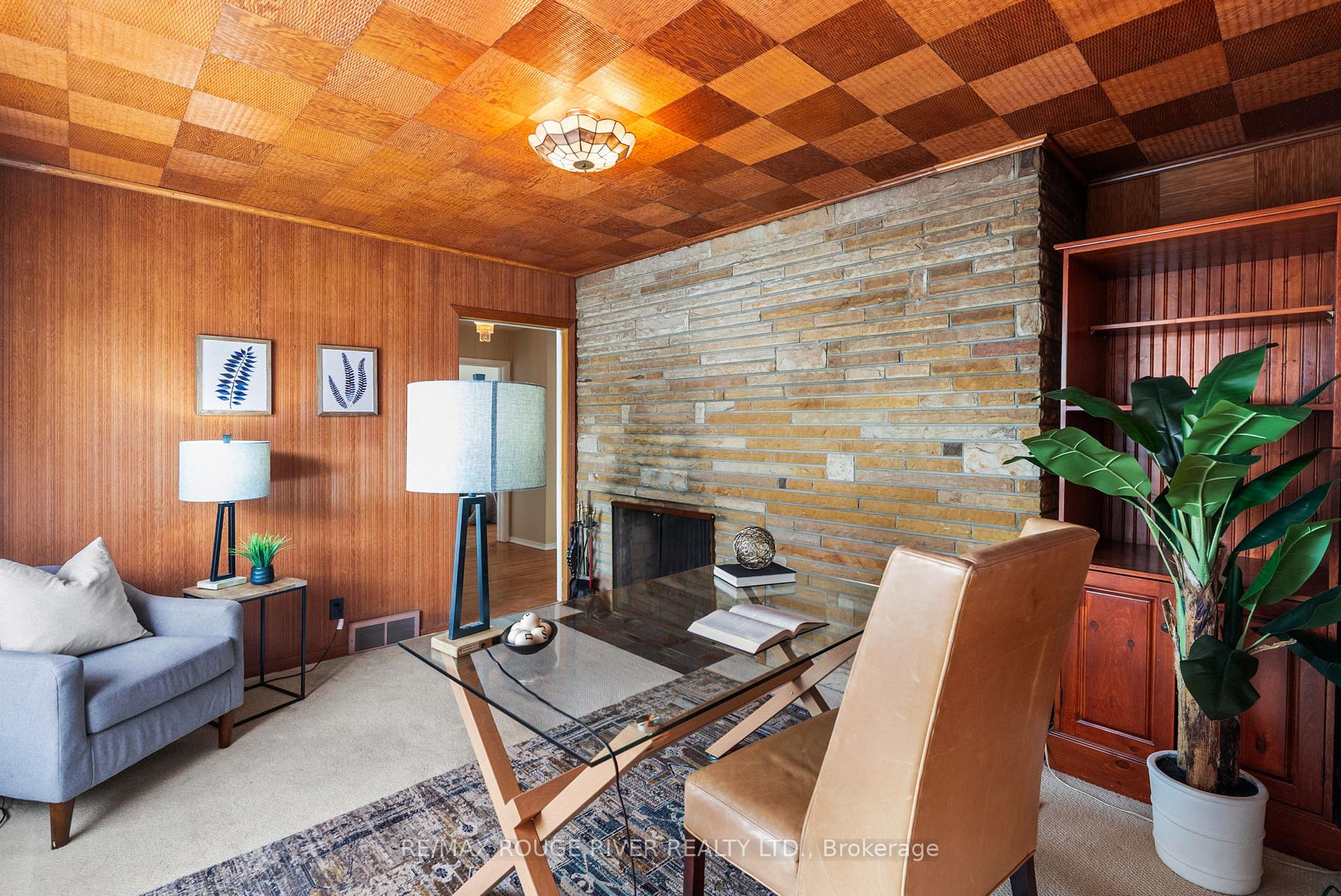 Photo 20 of 811 Bessborough Drive, Oshawa, Centennial — HOMEH