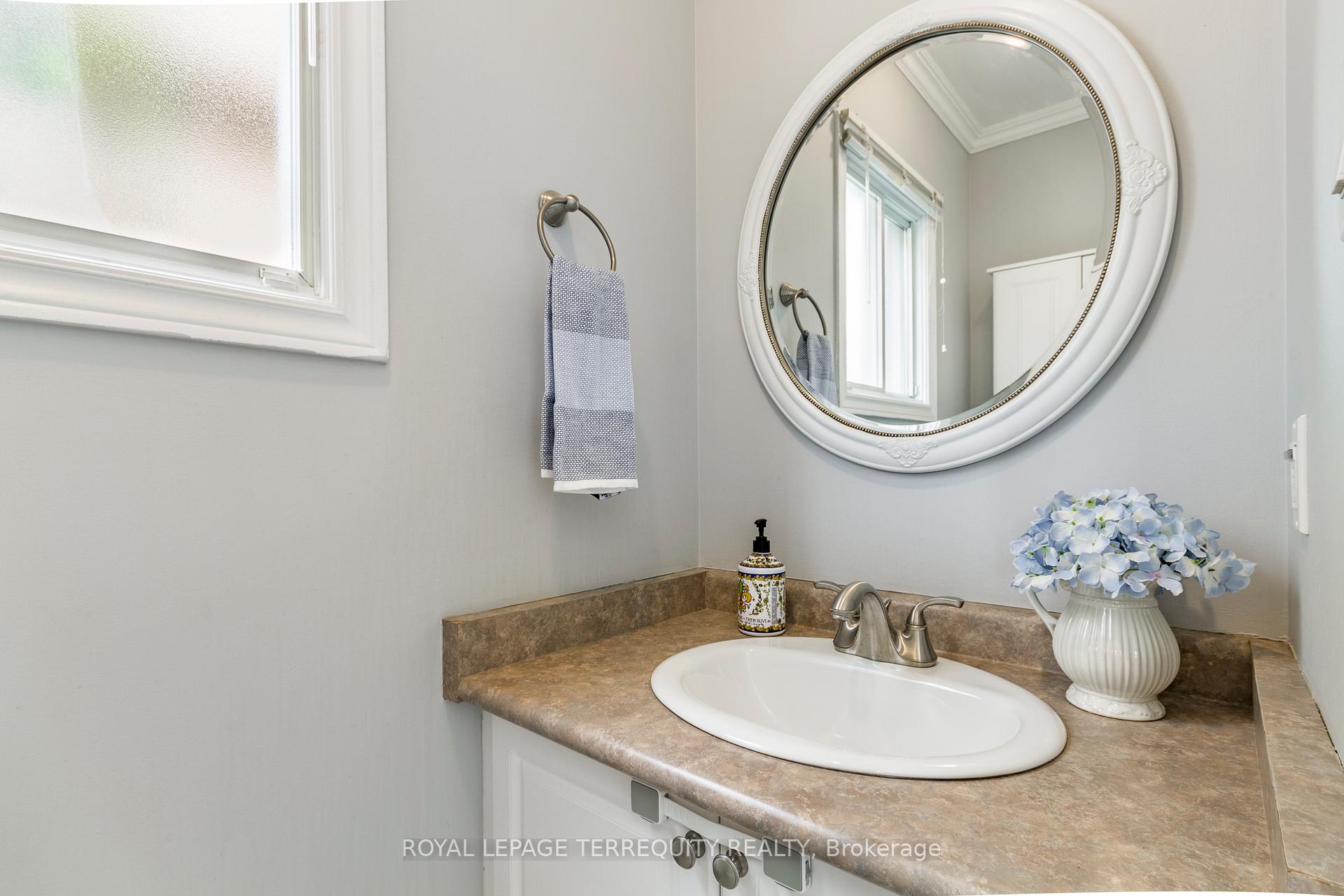 Photo 6 of 155 Monte Carlo Drive, Vaughan, Sonoma Heights — HOMEH