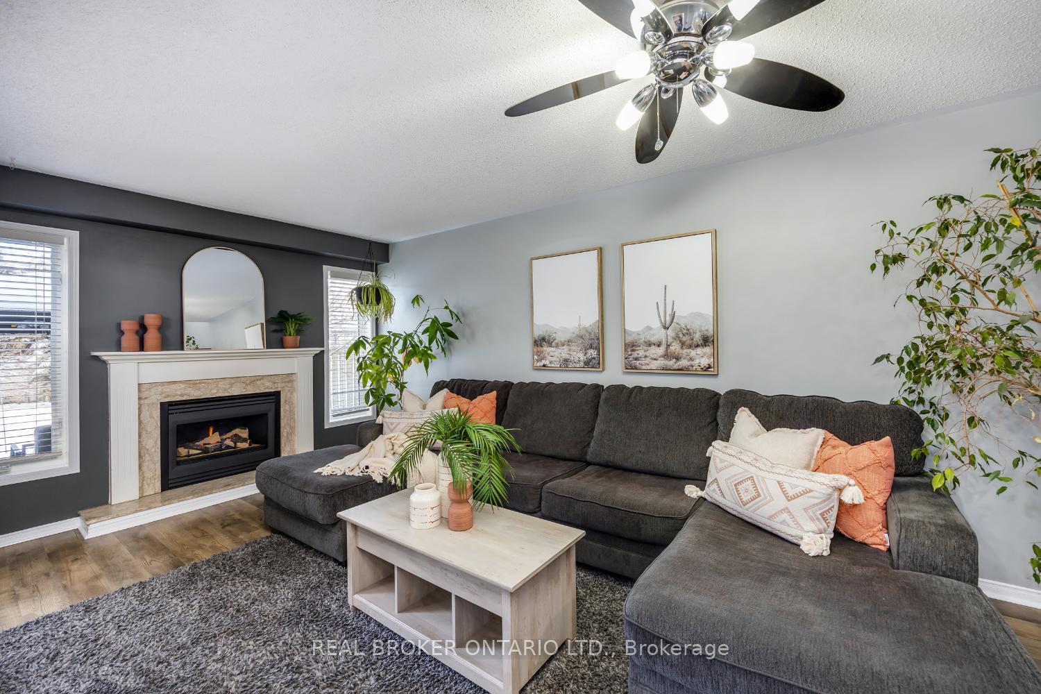 Photo 5 of 1326 Andover Drive, Oshawa, Eastdale — HOMEH