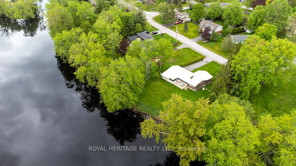 Photo 1 of 80 Greenfield Park, Belleville, Thurlow Ward — HOMEH