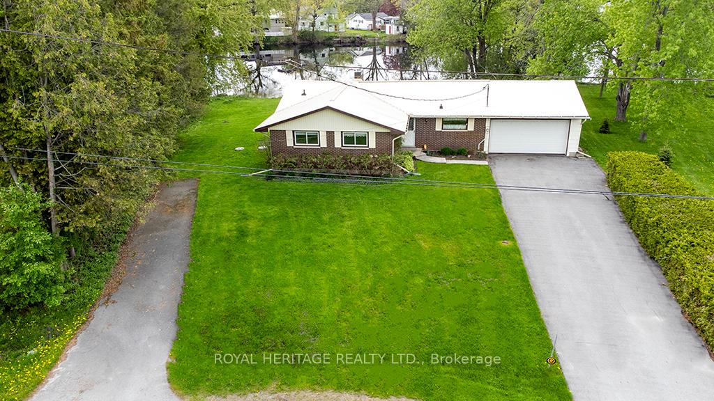 Photo 3 of 80 Greenfield Park, Belleville, Thurlow Ward — HOMEH
