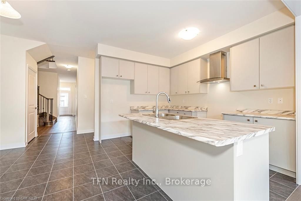 Photo 11 of 59 Downriver Drive, Welland, Dain City — HOMEH