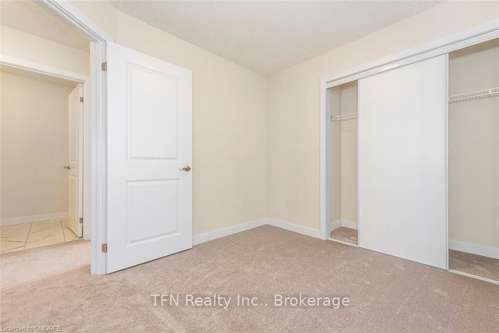 Photo 23 of 59 Downriver Drive, Welland, Dain City — HOMEH