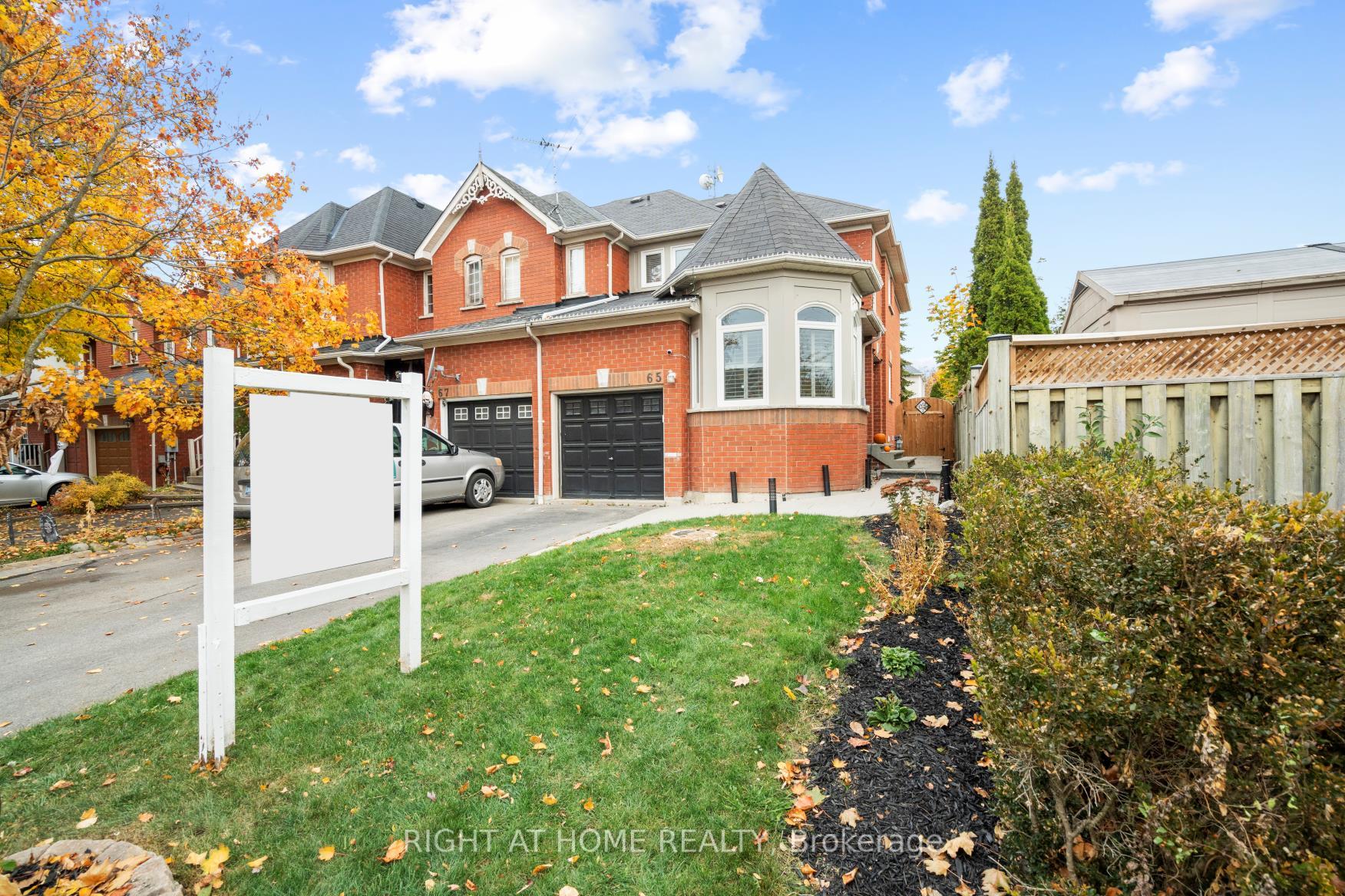 Photo 5 of 65 Zachary Place, Whitby, Brooklin — HOMEH