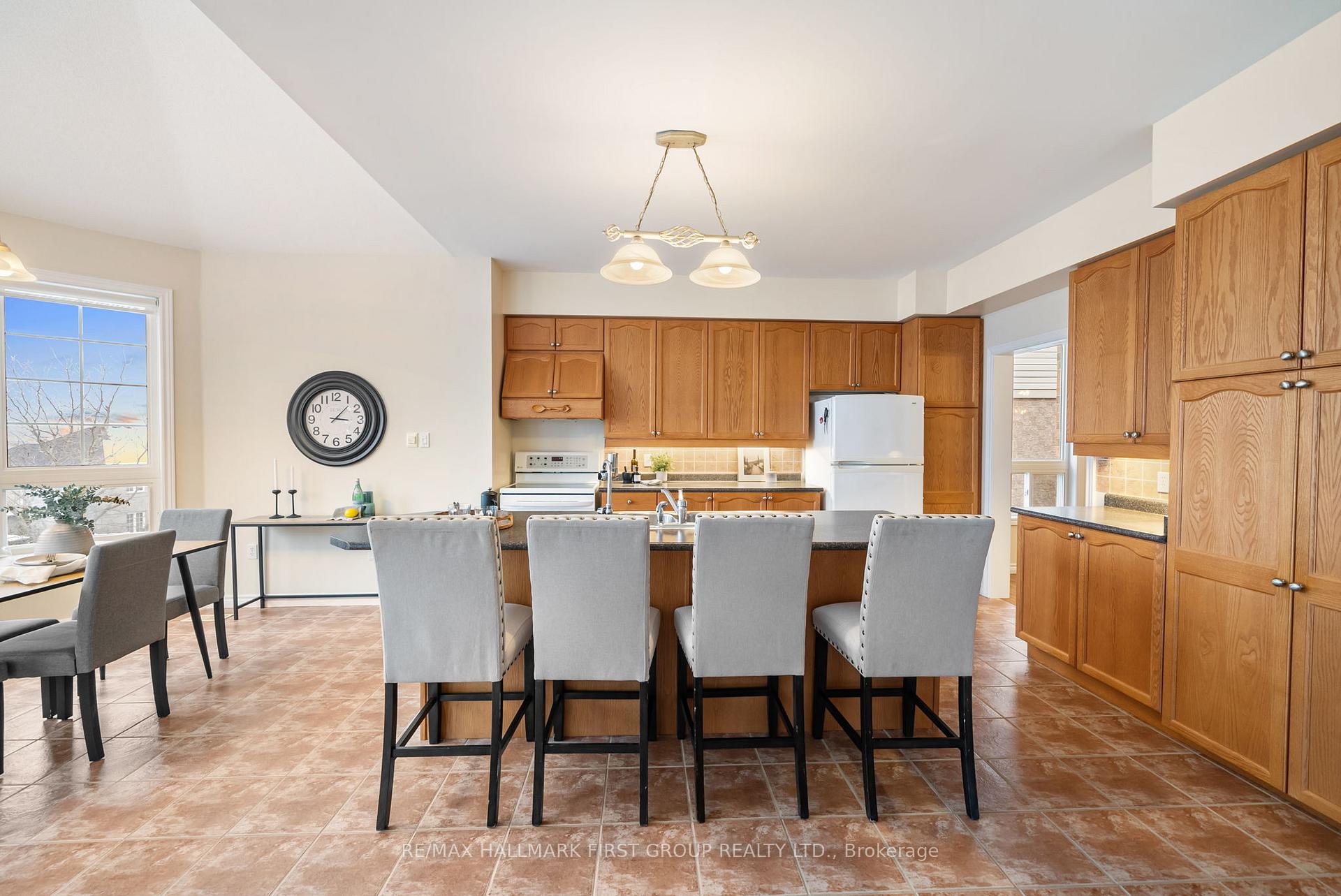 Photo 9 of 1514 Clearbrook Drive, Oshawa, Taunton — HOMEH