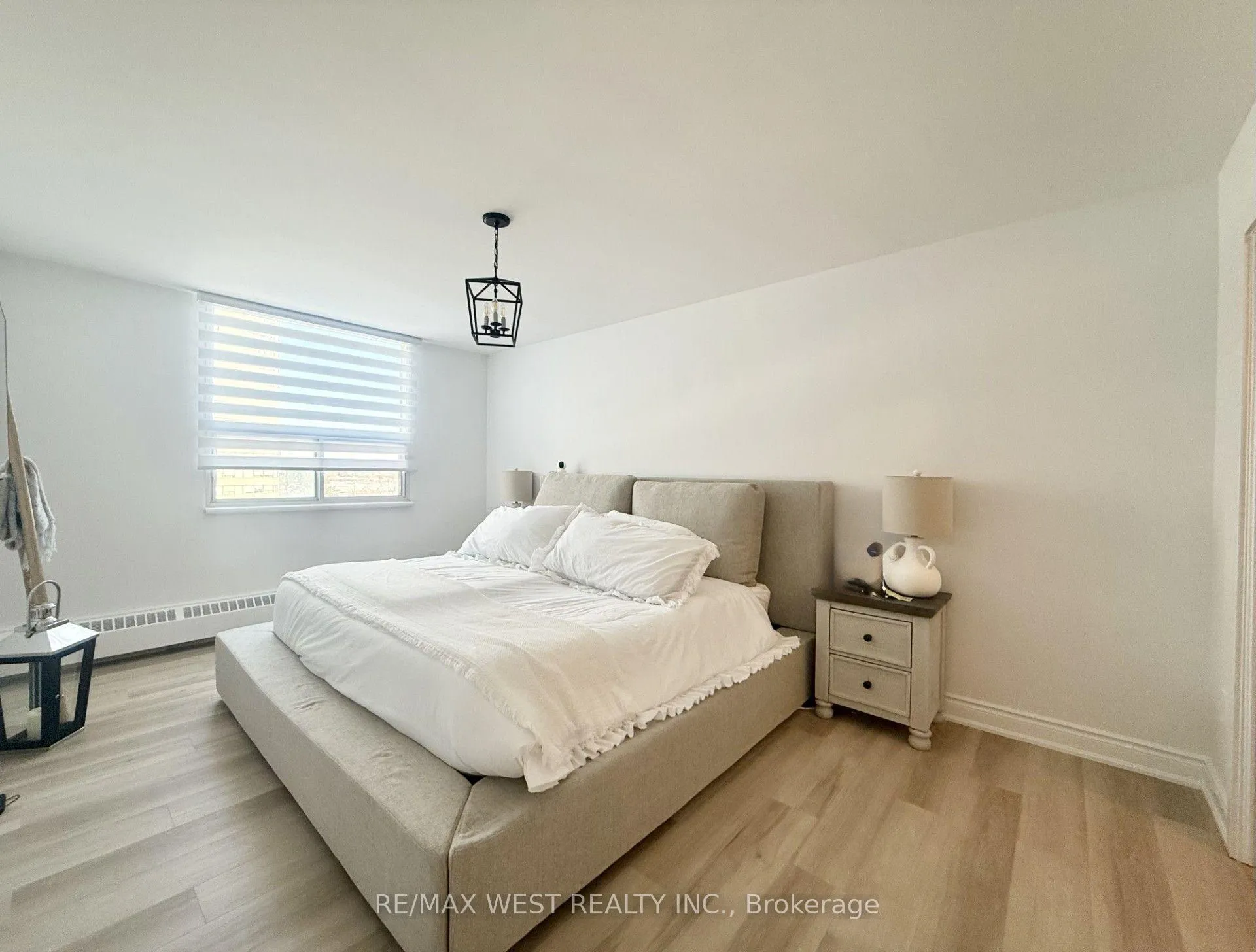 Photo 8 of Unit 522, 451 The West Mall, Etobicoke, Etobicoke West Mall — HOMEH