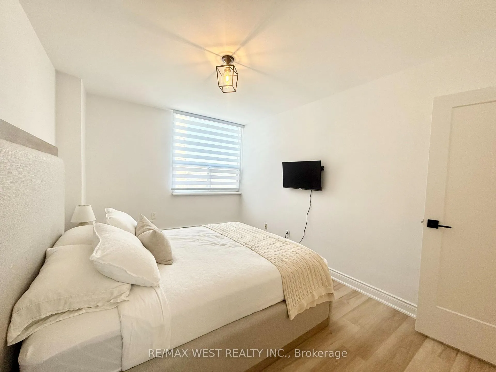 Photo 12 of Unit 522, 451 The West Mall, Etobicoke, Etobicoke West Mall — HOMEH