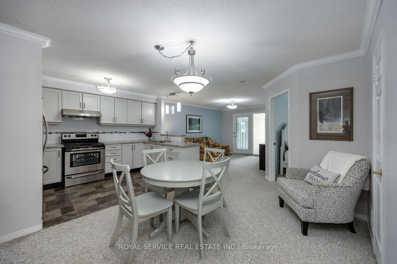 Photo 6 of 1275 Eagle Crescent, Peterborough, Monaghan Ward 2 — HOMEH