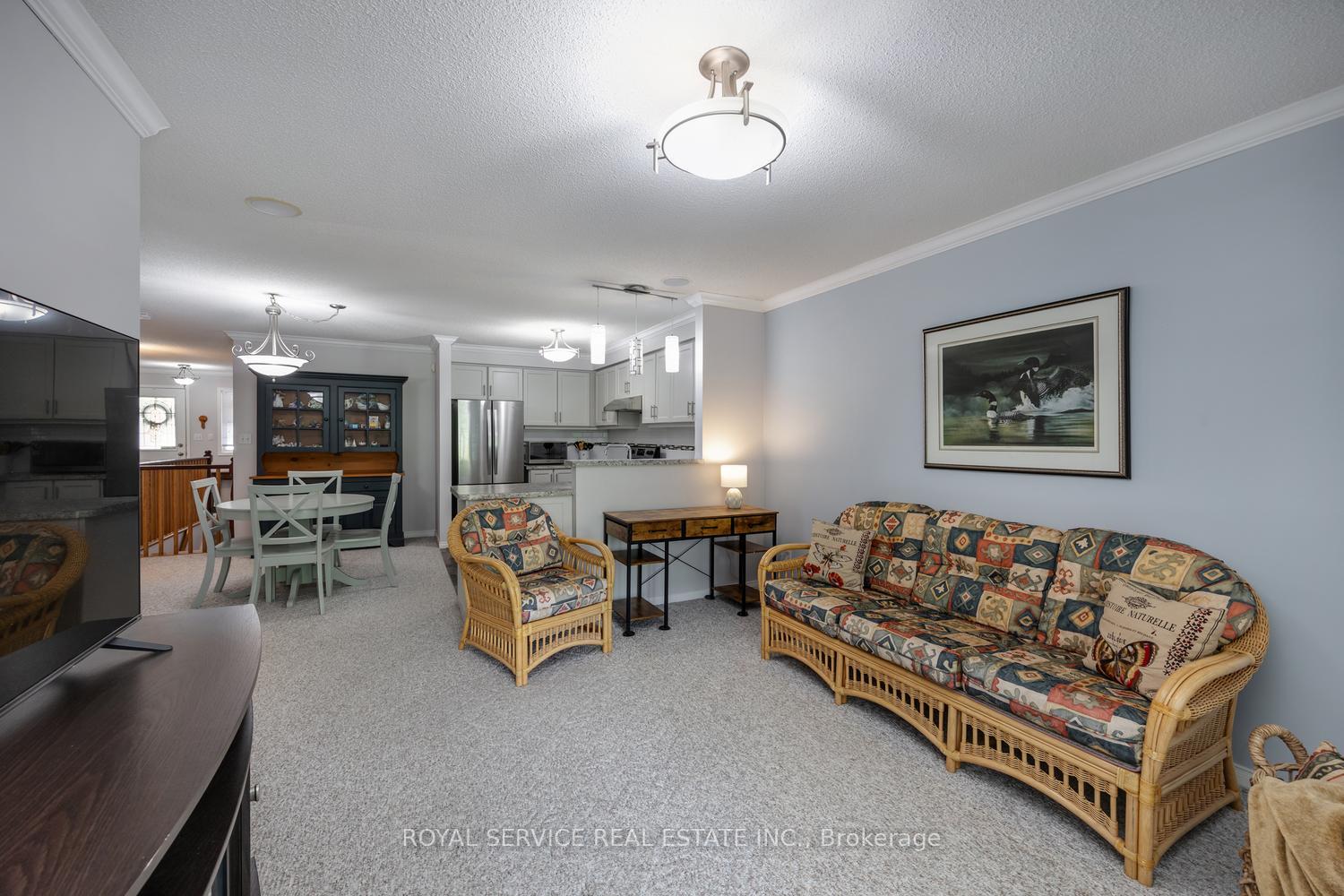 Photo 13 of 1275 Eagle Crescent, Peterborough, Monaghan Ward 2 — HOMEH