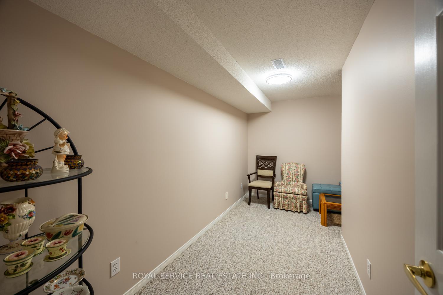 Photo 24 of 1275 Eagle Crescent, Peterborough, Monaghan Ward 2 — HOMEH