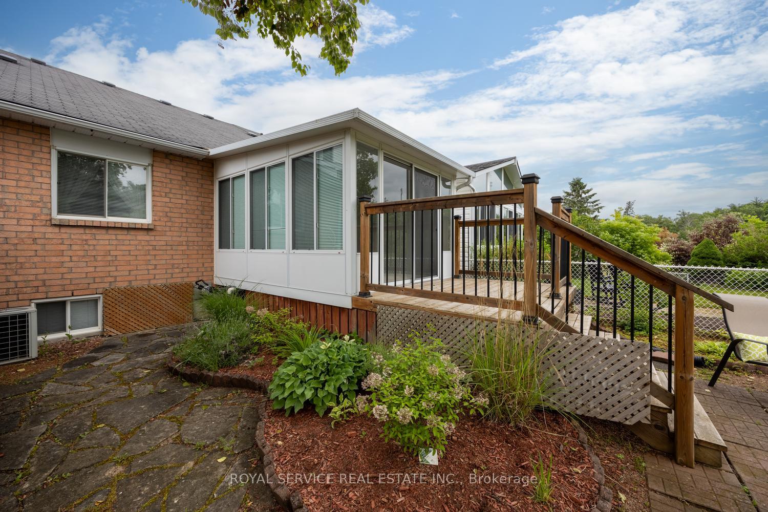 Photo 35 of 1275 Eagle Crescent, Peterborough, Monaghan Ward 2 — HOMEH